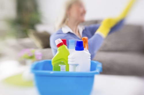 Local curtain cleaning service for South Tottenham households